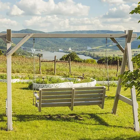 Natura Hill - Butik Szobak Es Etterem 4*