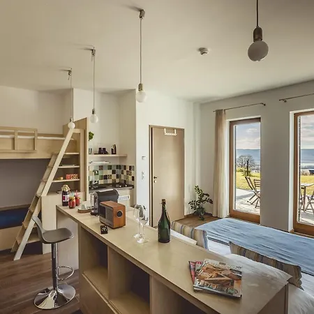 Natura Hill - Butik Szobák és étterem Affittacamere 4*