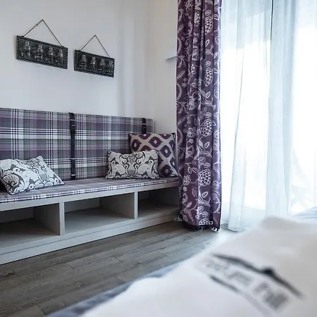 Natura Hill - Butik Szobák és étterem Zebegény